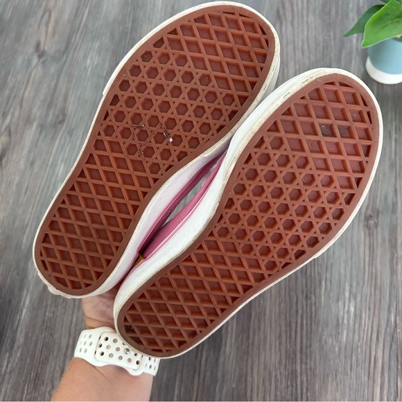 VANS kids Old Skool shoes
size 2.0 - Picture 6 of 9